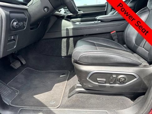 Used 2024 Jeep Wagoneer Series II AWD/4WD image 18