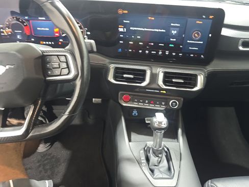 Used 2025 Ford Mustang Premium RWD image 11