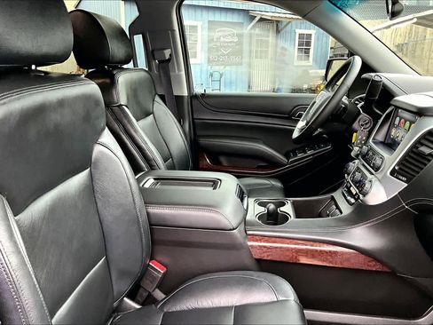 Used 2015 GMC Yukon SLE w/ Convenience Package RWD image 9