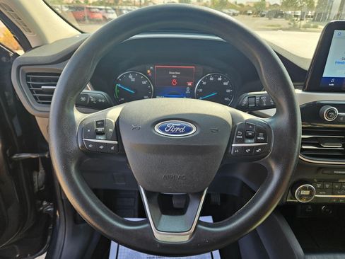 Used 2021 Ford Escape SE FWD image 14