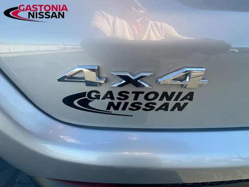 Used 2024 Jeep Compass Latitude image 41