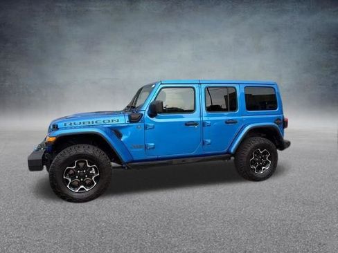 Used 2022 Jeep Wrangler Unlimited Rubicon 4xe w/ Cold Weather Group AWD/4WD image 15