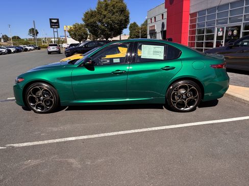 New 2025 Alfa Romeo Giulia AWD w/ Driving Assist Package image 6