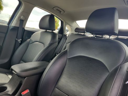 Used 2020 Kia Forte EX FWD image 22