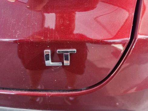 Used 2025 Chevrolet Trax LT w/ LT Convenience Package image 5