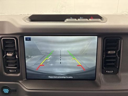 Used 2024 Ford Bronco Big Bend image 11