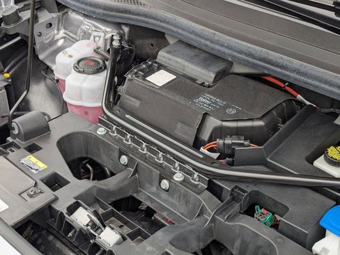 Certified 2023 Volkswagen ID.4 Pro S AWD/4WD image 37