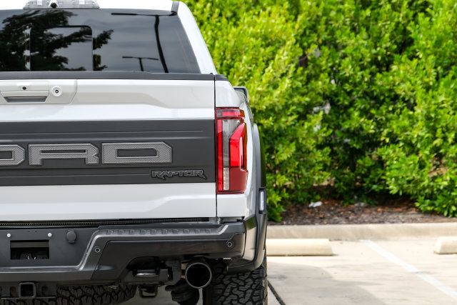 Used 2025 Ford F150 Raptor AWD/4WD image 56