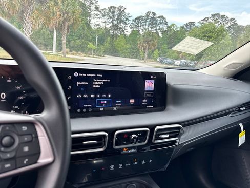 New 2026 Nissan Sentra SV w/ Floor Mat Package FWD image 16