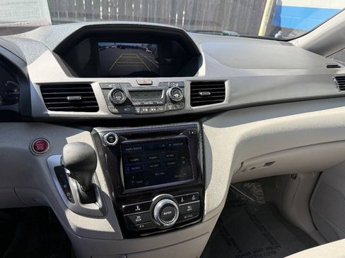 Used 2016 Honda Odyssey EX-L image 17