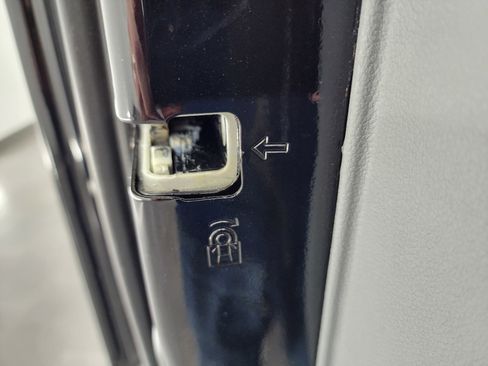 Used 2023 Ford F250 XLT w/ FX4 Off-Road Package image 39