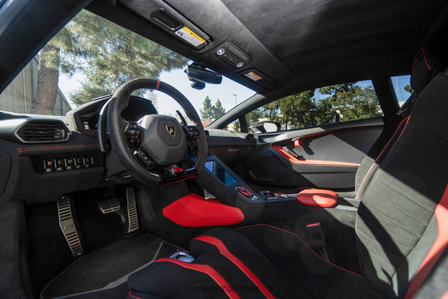 Used 2021 Lamborghini Huracan STO RWD image 27