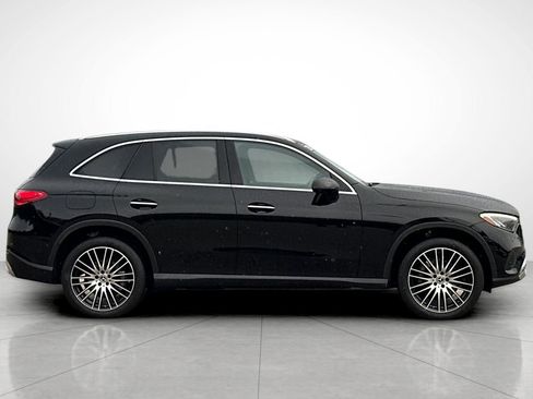 Certified 2025 Mercedes-Benz GLC 300 image 23