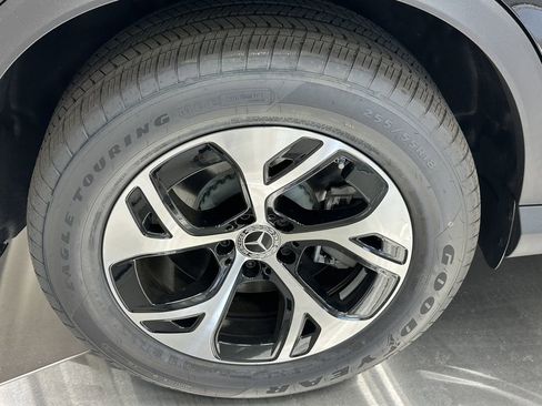 New 2026 Mercedes-Benz GLC 350e GLC 350e image 21