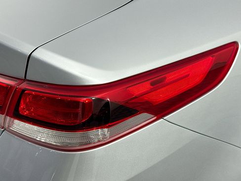 Used 2019 Kia Optima LX image 58