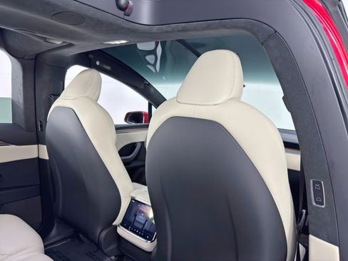 Used 2023 Tesla Model X Standard Range image 38