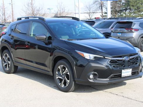 Certified 2024 Subaru Crosstrek 2.0i Premium w/ Crosstrek Mirror Package image 3