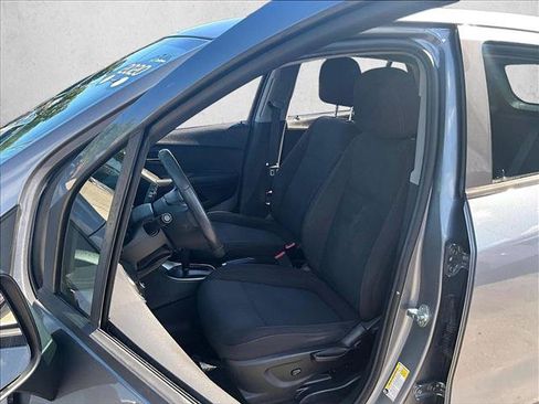 Certified 2020 Chevrolet Trax LS FWD image 26