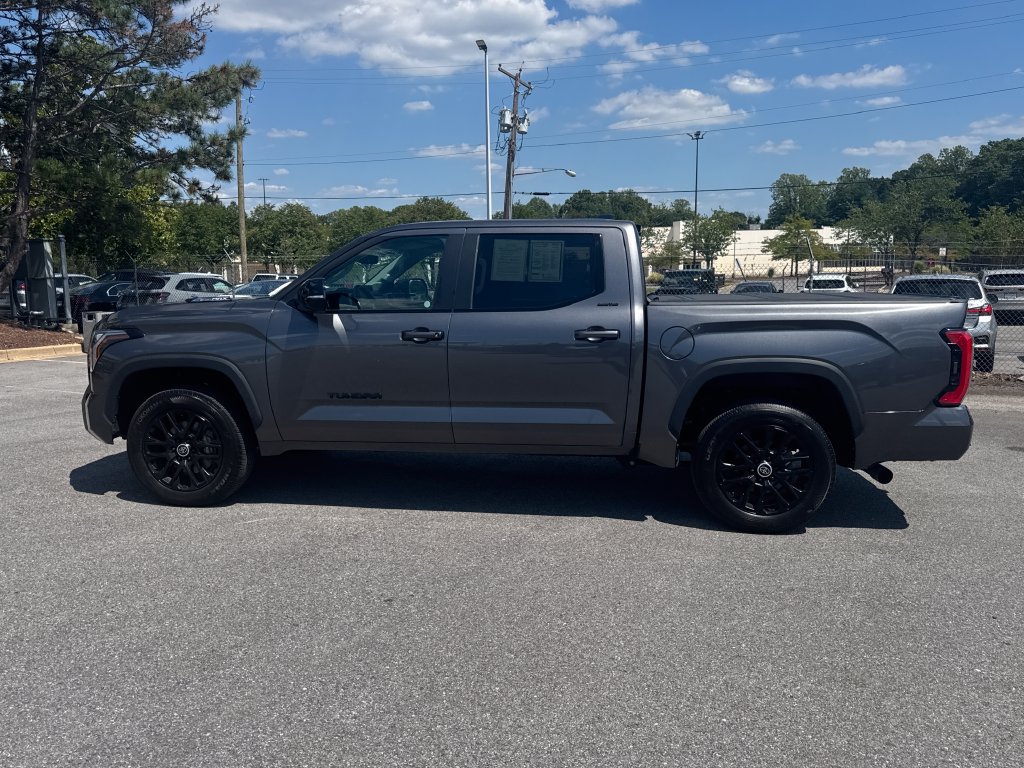 Used 2024 Toyota Tundra Limited AWD/4WD image 9