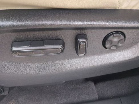 Used 2021 Honda CR-V EX-L image 23