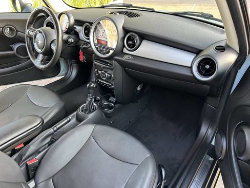 Used 2013 MINI Cooper Hardtop FWD image 11