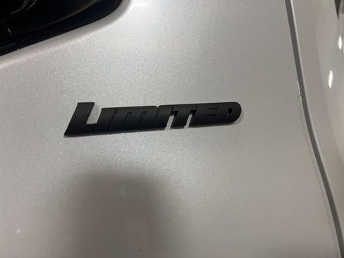 Used 2024 Toyota Tundra Limited image 14