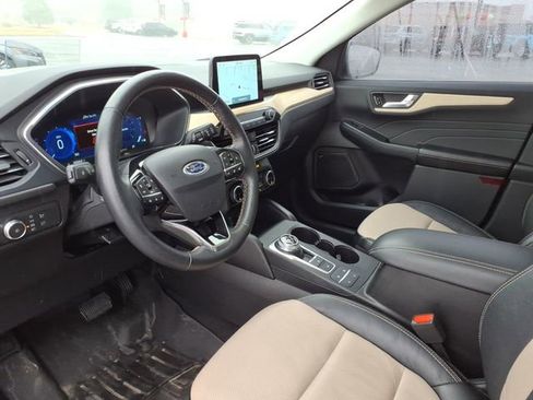 Used 2022 Ford Escape Titanium w/ Titanium Elite Package image 13