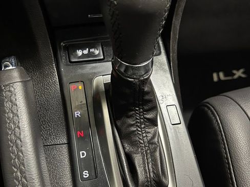 Used 2016 Acura ILX image 25