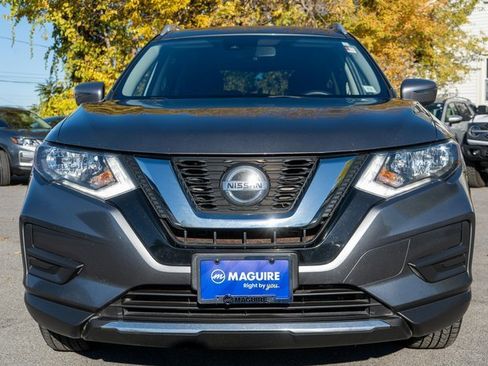 Used 2019 Nissan Rogue SV image 3
