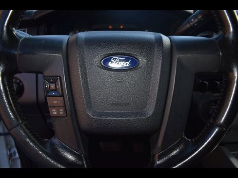 Used 2017 Ford Expedition XL AWD/4WD image 12