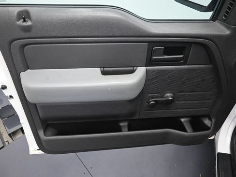 Used 2013 Ford F150 XL w/ Trailer Tow Pkg RWD image 9