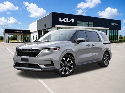 Certified 2024 Kia Carnival EX