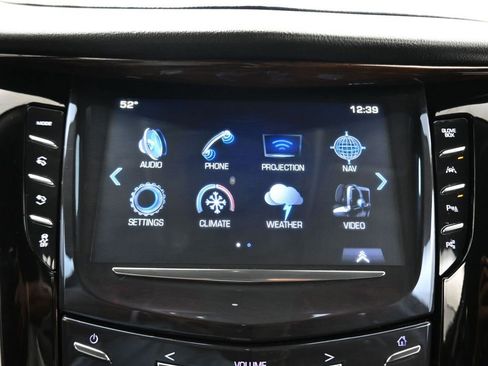 Used 2020 Cadillac Escalade Premium Luxury image 17