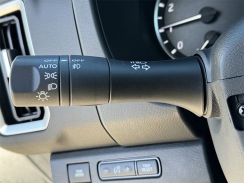 New 2025 Nissan Frontier SV w/ SV Convenience Package image 22