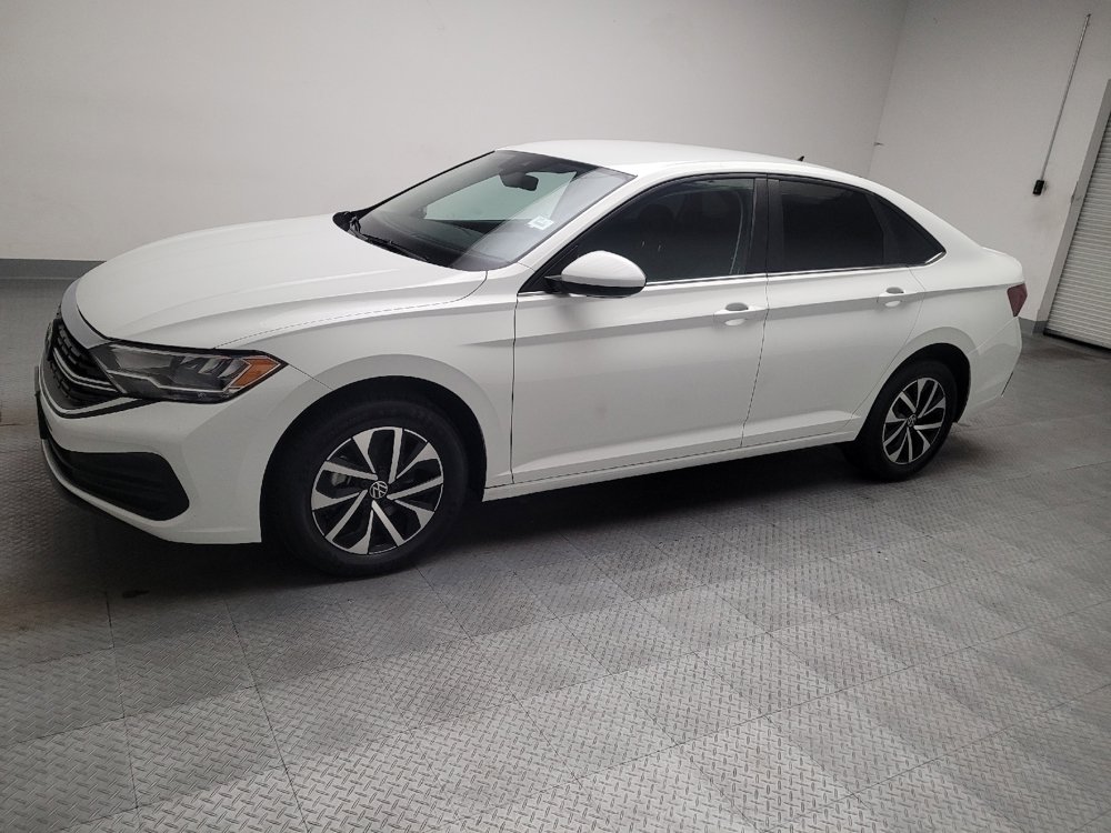 Used 2024 Volkswagen Jetta S FWD image 2
