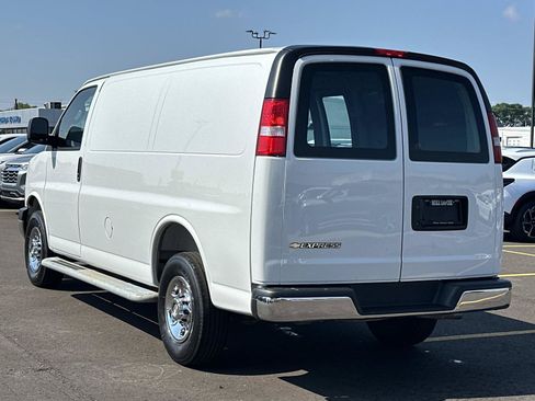 Certified 2025 Chevrolet Express 2500 w/ Driver Convenience Package RWD image 3