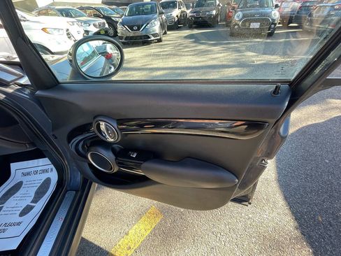 Used 2015 MINI Cooper S image 22