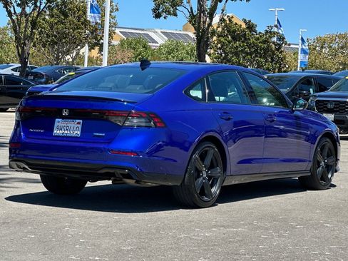 Used 2023 Honda Accord Sport image 4