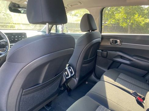 New 2026 Kia Sorento LX image 14