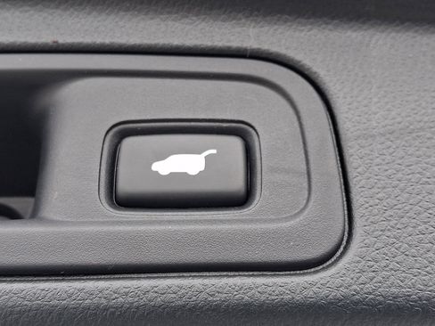 Certified 2022 Honda Pilot TrailSport image 31