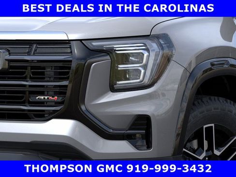 New 2026 GMC Terrain AT4 w/ Technology Package II AWD/4WD image 10