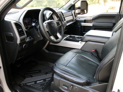 Used 2019 Ford F350 Lariat w/ Lariat Ultimate Package AWD/4WD image 21