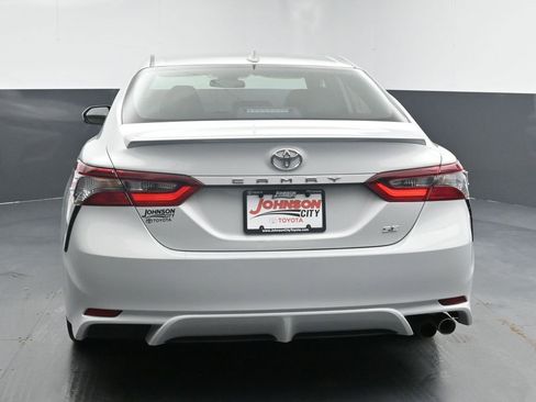 Used 2023 Toyota Camry SE image 7