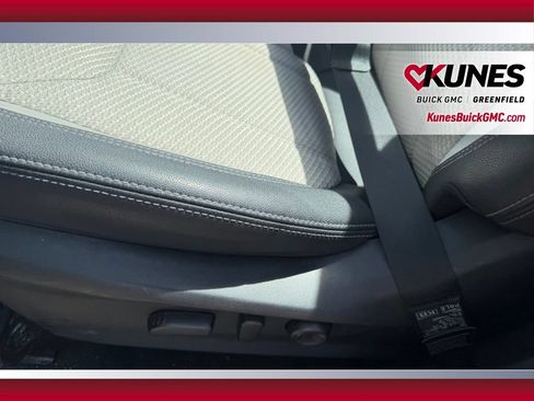 Used 2023 Subaru Forester Premium AWD/4WD image 10