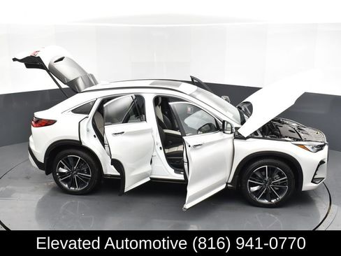 Used 2025 INFINITI QX55 Luxe w/ Cargo Package image 32