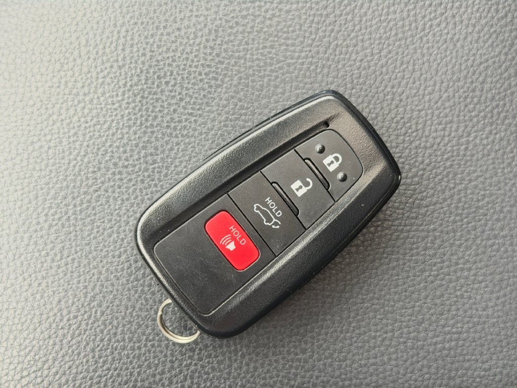 Used 2023 Toyota RAV4 XLE w/ Convenience Package AWD/4WD image 31