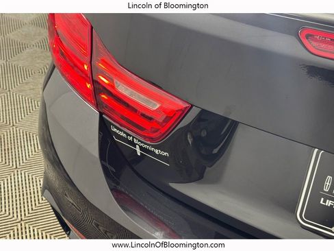 Used 2015 BMW M4 Convertible image 45