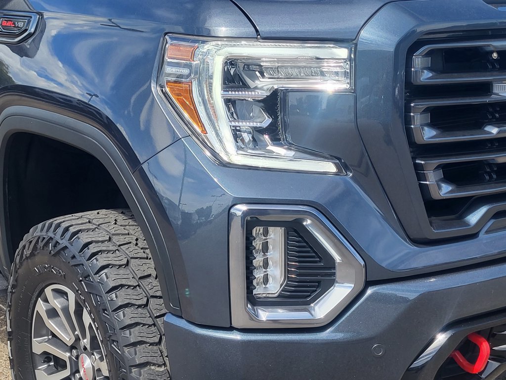 Used 2022 GMC Sierra 1500 AT4 w/ AT4 Premium Package AWD/4WD image 5