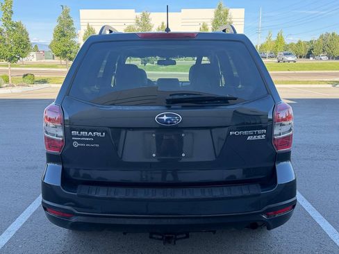 Used 2015 Subaru Forester 2.5i Premium AWD/4WD image 9