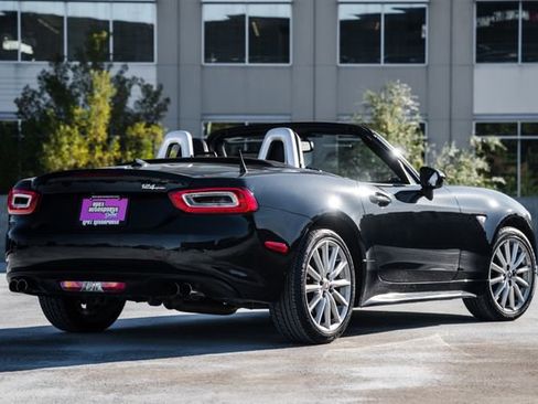 Used 2017 FIAT 124 Spider Lusso image 60